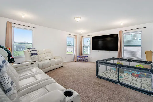 $465,000 | 6649 Maplelawn Drive, Ypsilanti, MI 48197