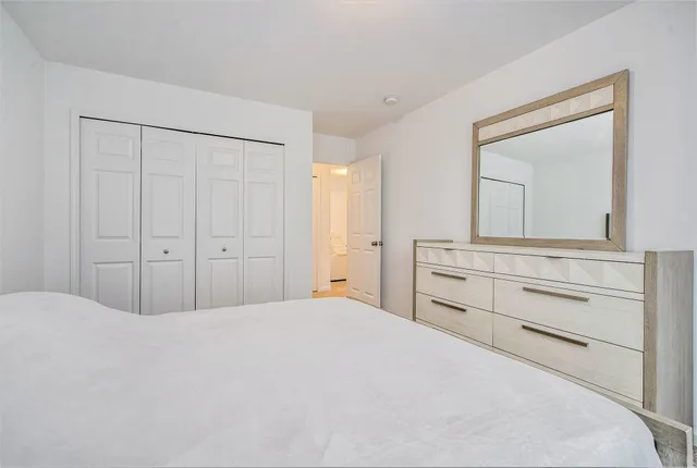 $465,000 | 6649 Maplelawn Drive, Ypsilanti, MI 48197