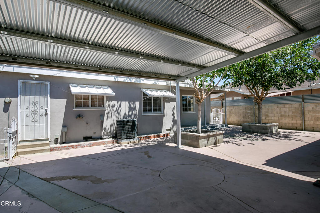 45027 Division Street Lancaster, CA 93535 - Photo 19 of 27