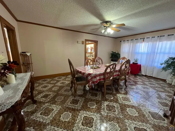 $280,000 | 645 Lincoln Street, Emporia, KS 66801