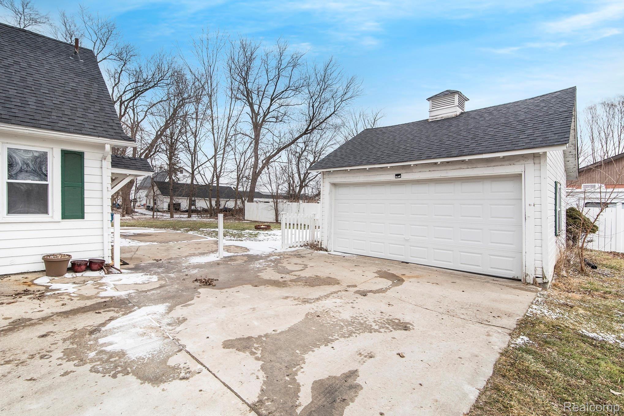 2018 North Seymour Road Flushing, MI 48433 - Photo 28 of 31 DSC_6010.jpg