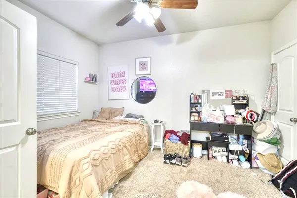 $1,800 | 4400 Reveille Road, College Station, TX 77845