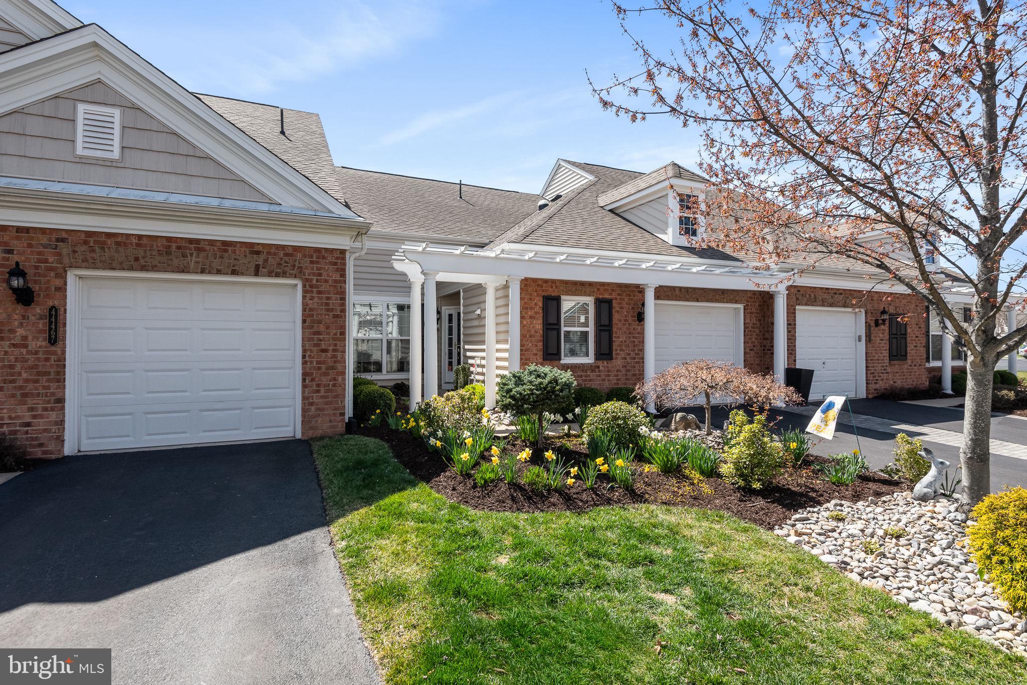 44465 Callaway Square Ashburn, VA 20147 - Photo 2 of 53 Beautifully Landscaped Yard