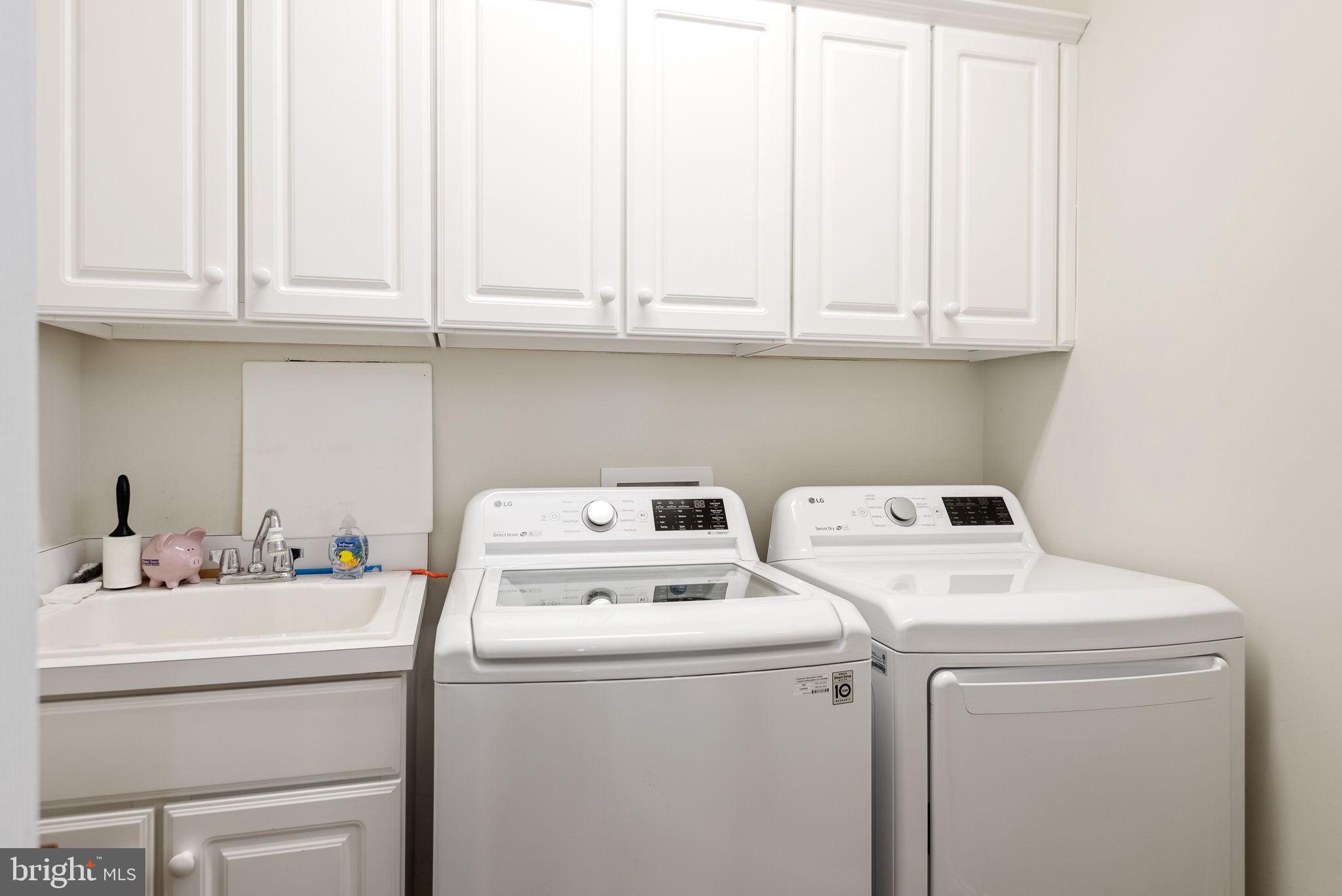 44465 Callaway Square Ashburn, VA 20147 - Photo 30 of 53 Laundry Room w/Sink & Cabinets