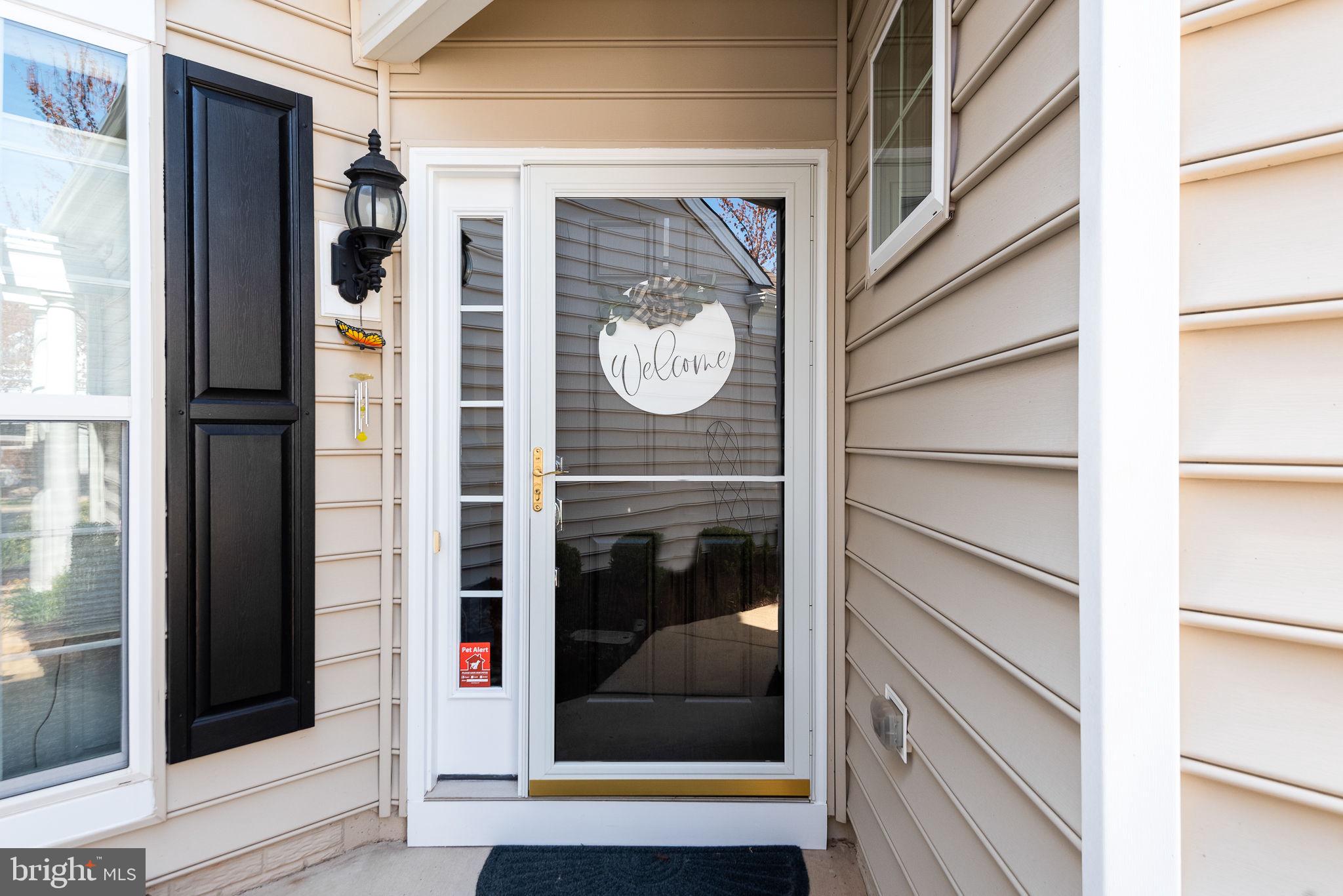 44465 Callaway Square Ashburn, VA 20147 - Photo 6 of 53 Storm Door