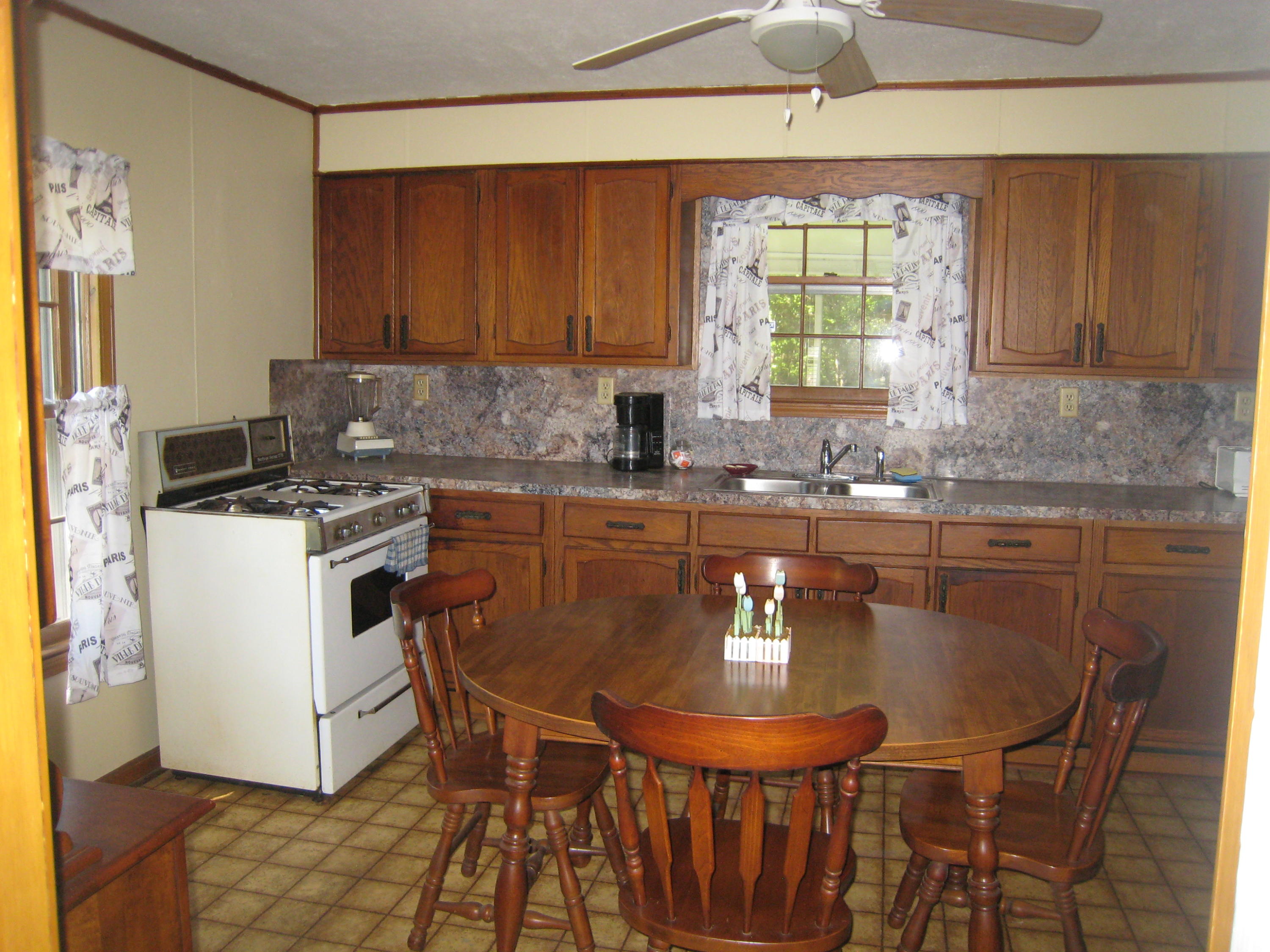 126 Wilson Avenue Rockingham, NC 28379 - Photo 11 of 18 IMG_4540