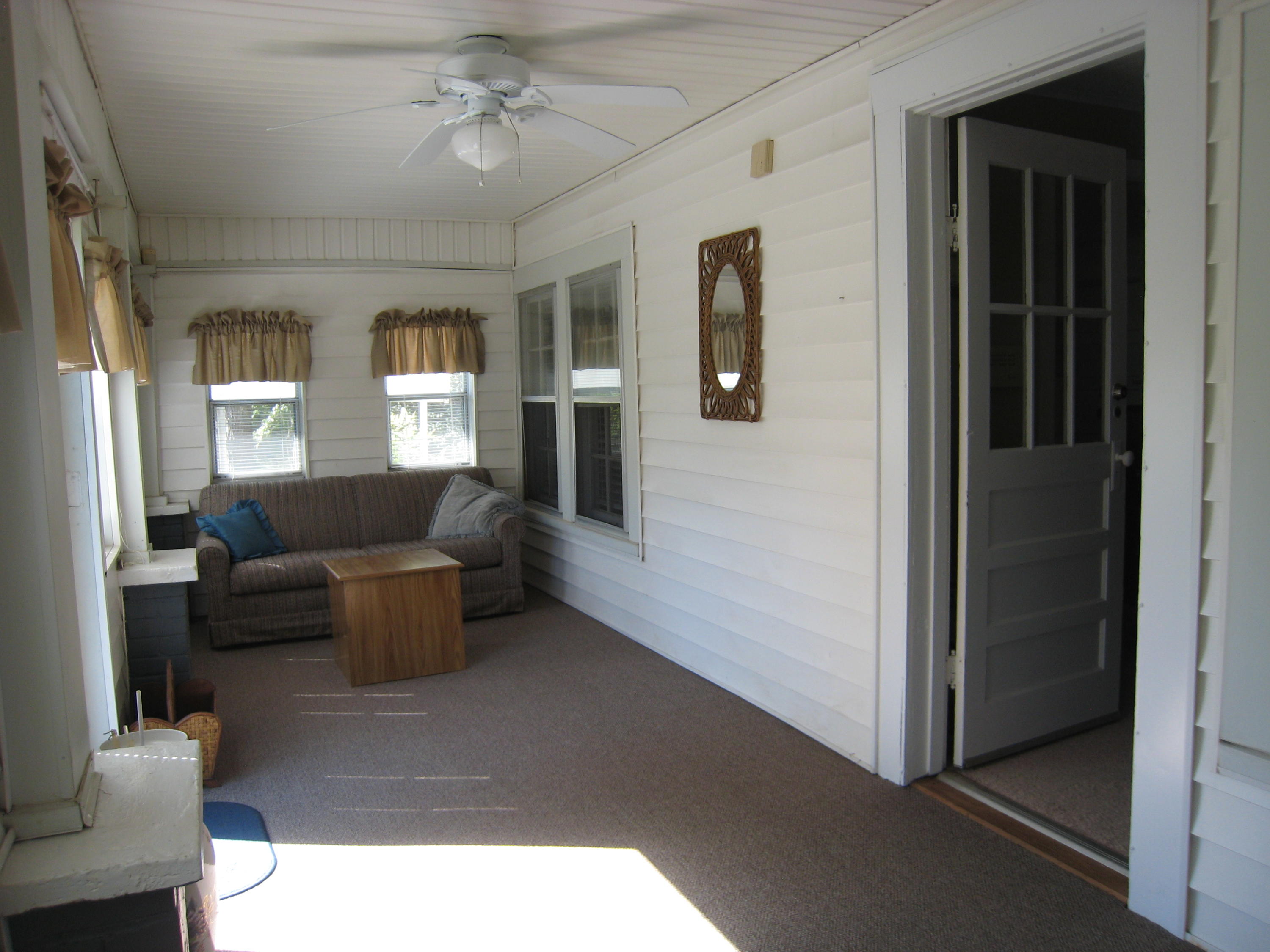 126 Wilson Avenue Rockingham, NC 28379 - Photo 7 of 18 IMG_4536
