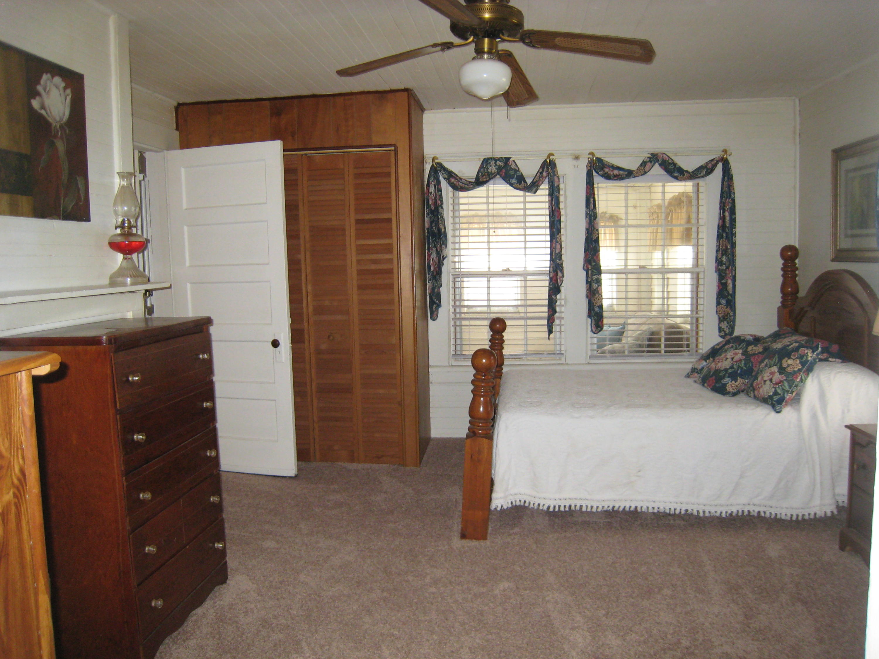 126 Wilson Avenue Rockingham, NC 28379 - Photo 9 of 18 IMG_4538