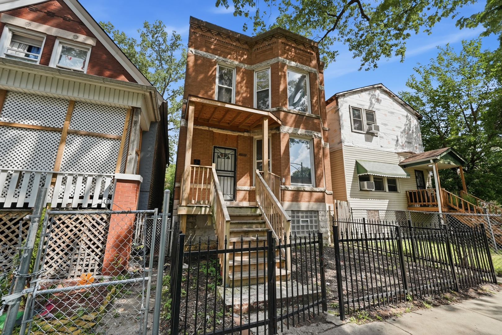 7213 South Green Street Chicago, IL 60621 - Photo 2 of 24 Gallery Image 2
