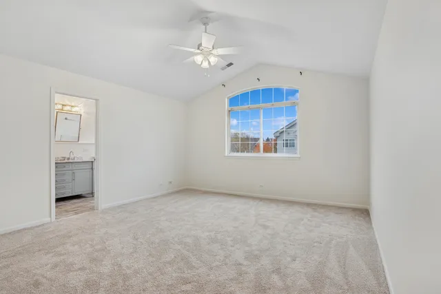 $335,000 | 9509 Georgetown Lane, Unit 9509, Crystal Lake, IL 60014