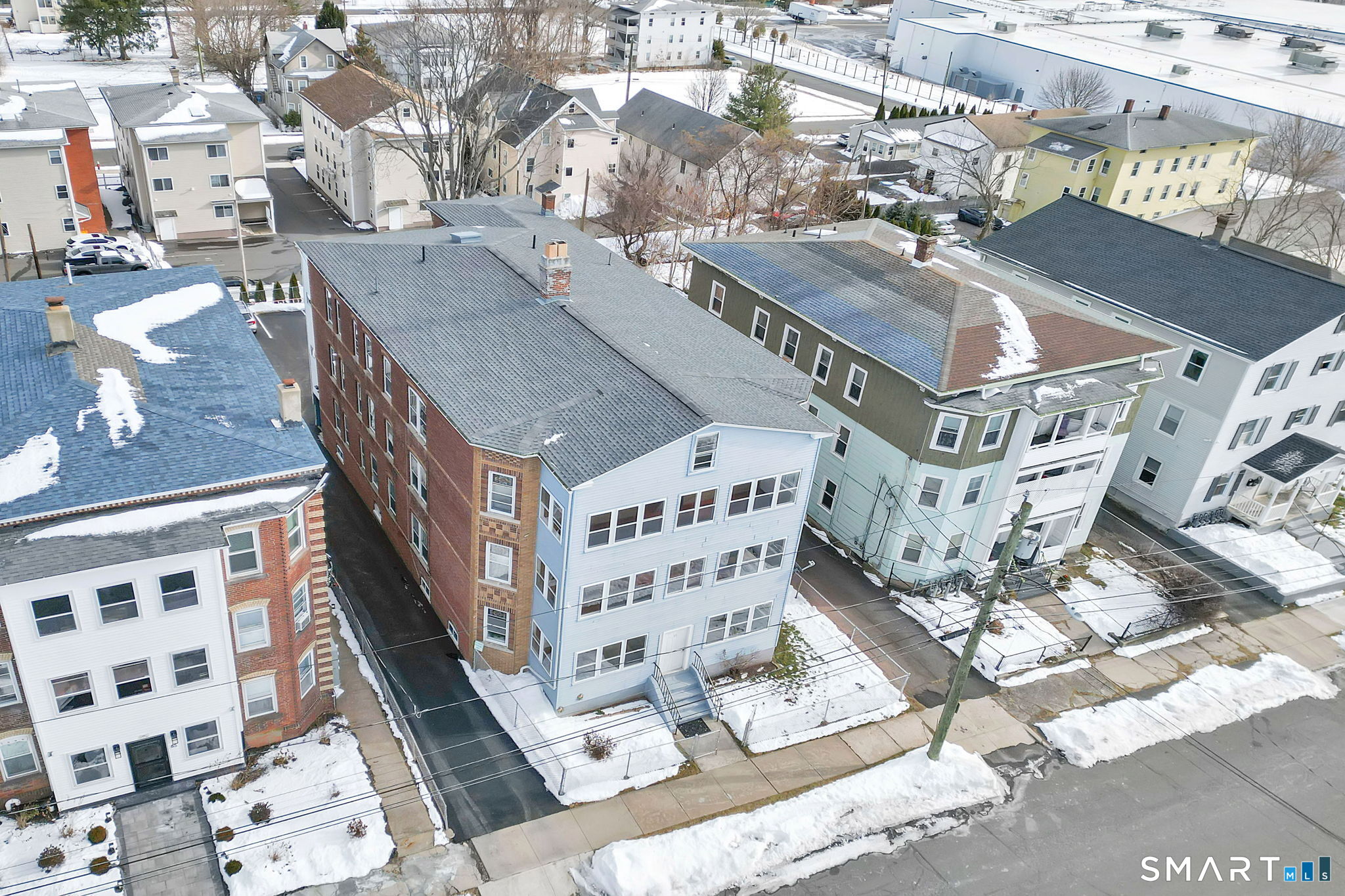 77 Booth Street New Britain, CT 06053 - Photo 5 of 32