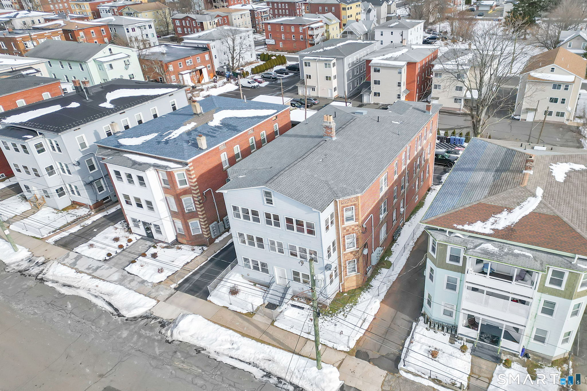 77 Booth Street New Britain, CT 06053 - Photo 6 of 32