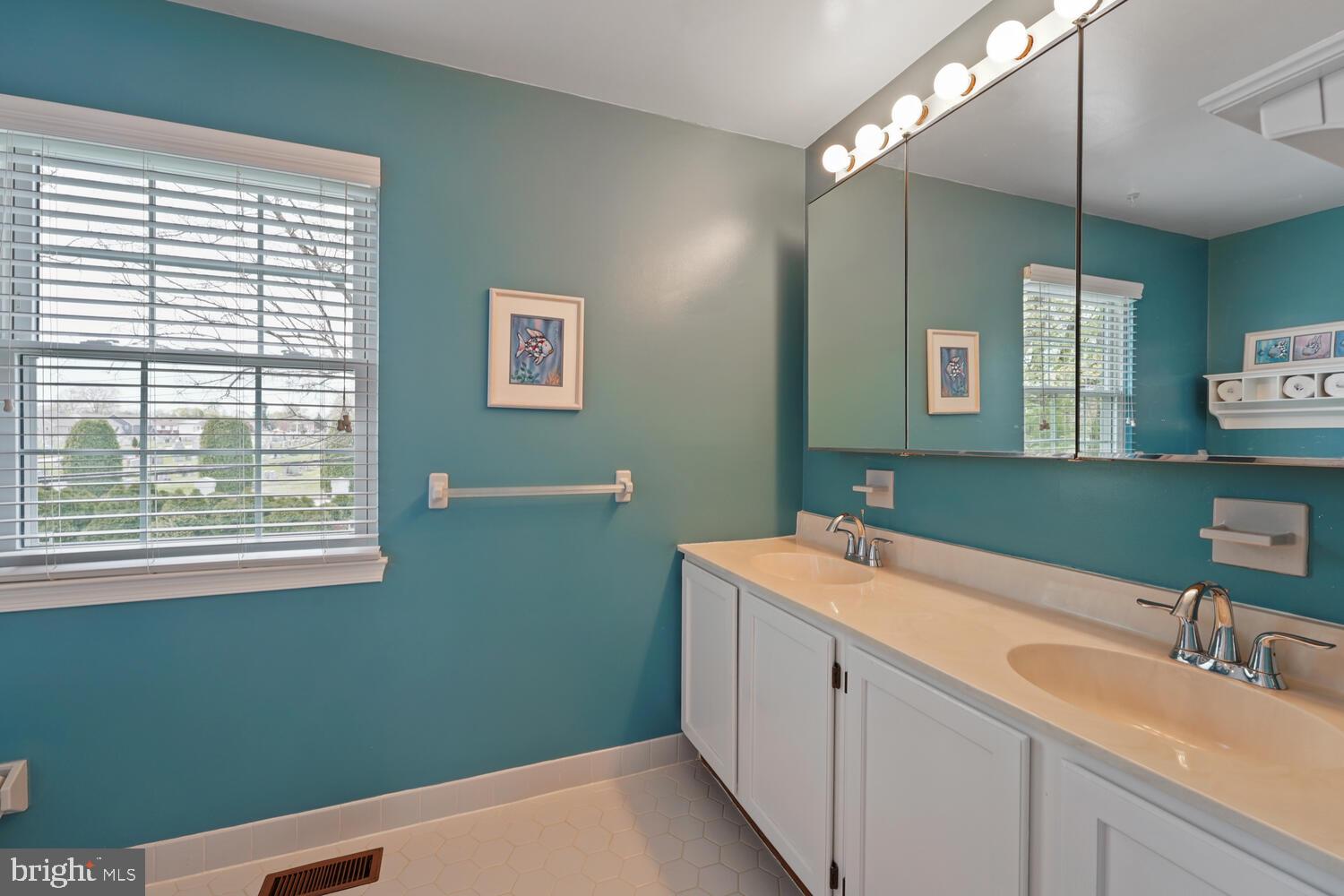 2356 Poplar Road Havertown, PA 19083 - Photo 25 of 34 Gallery Image 25