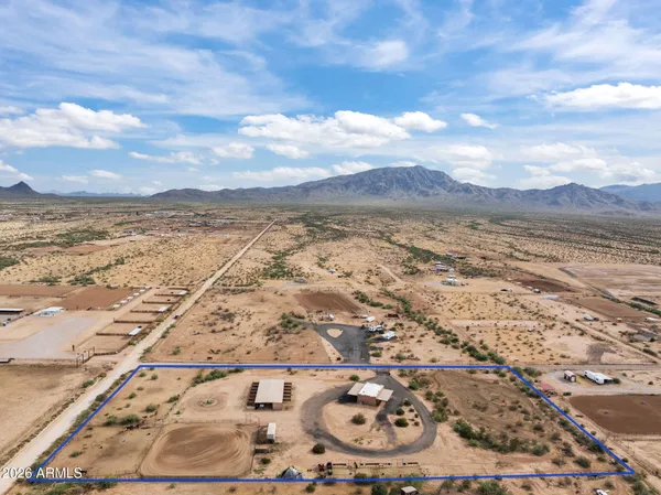 $950,000 | 49204 North 529th Avenue, Aguila, AZ 85320