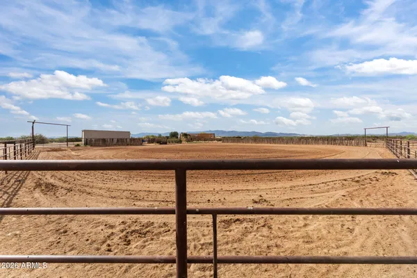 $950,000 | 49204 North 529th Avenue, Aguila, AZ 85320
