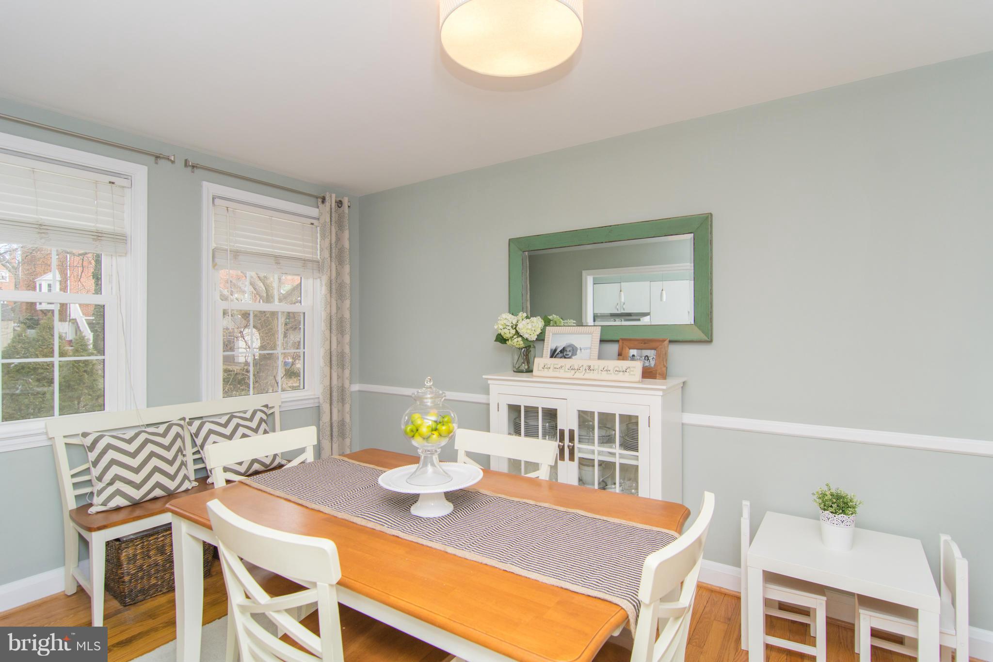 1642 Aberdeen Road Baltimore, MD 21286 - Photo 10 of 25 a dining room with furniture and window