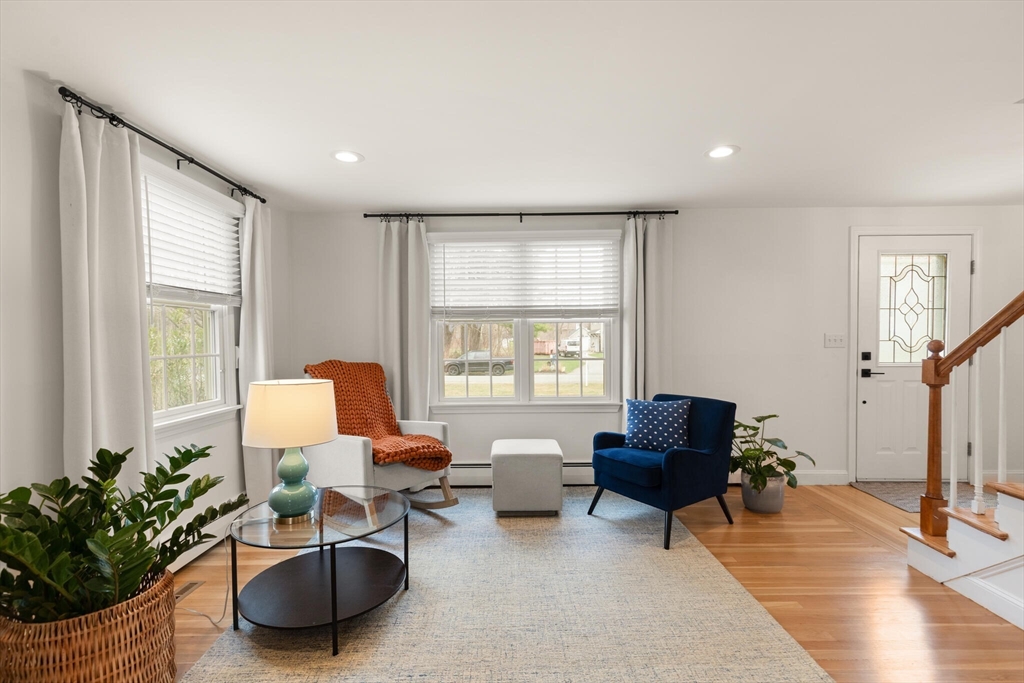 9 Meadowview Road Topsfield, MA 01983 - Photo 8 of 39