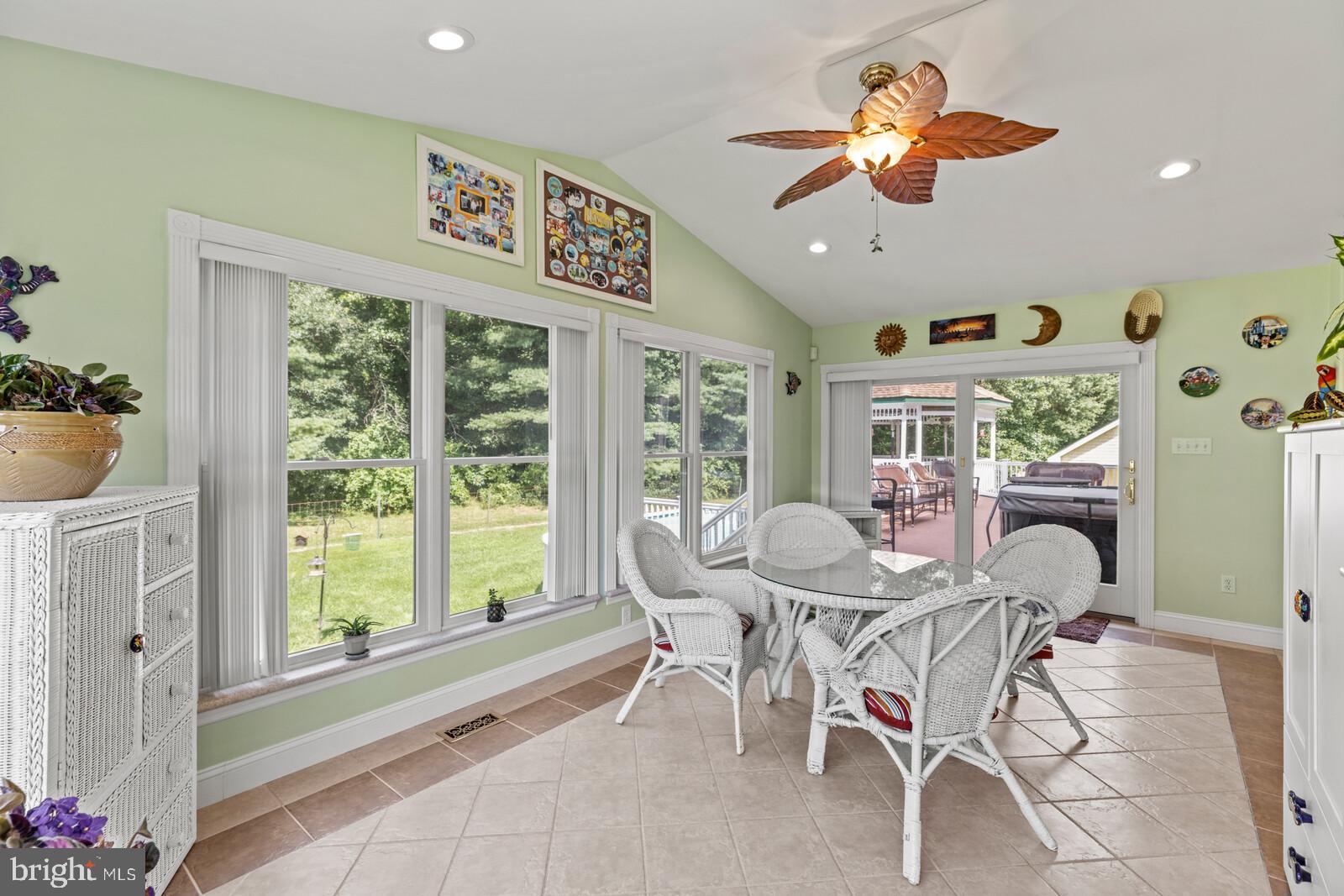 463 Lewistown Road Columbus, NJ 08022 - Photo 17 of 56 Florida Room