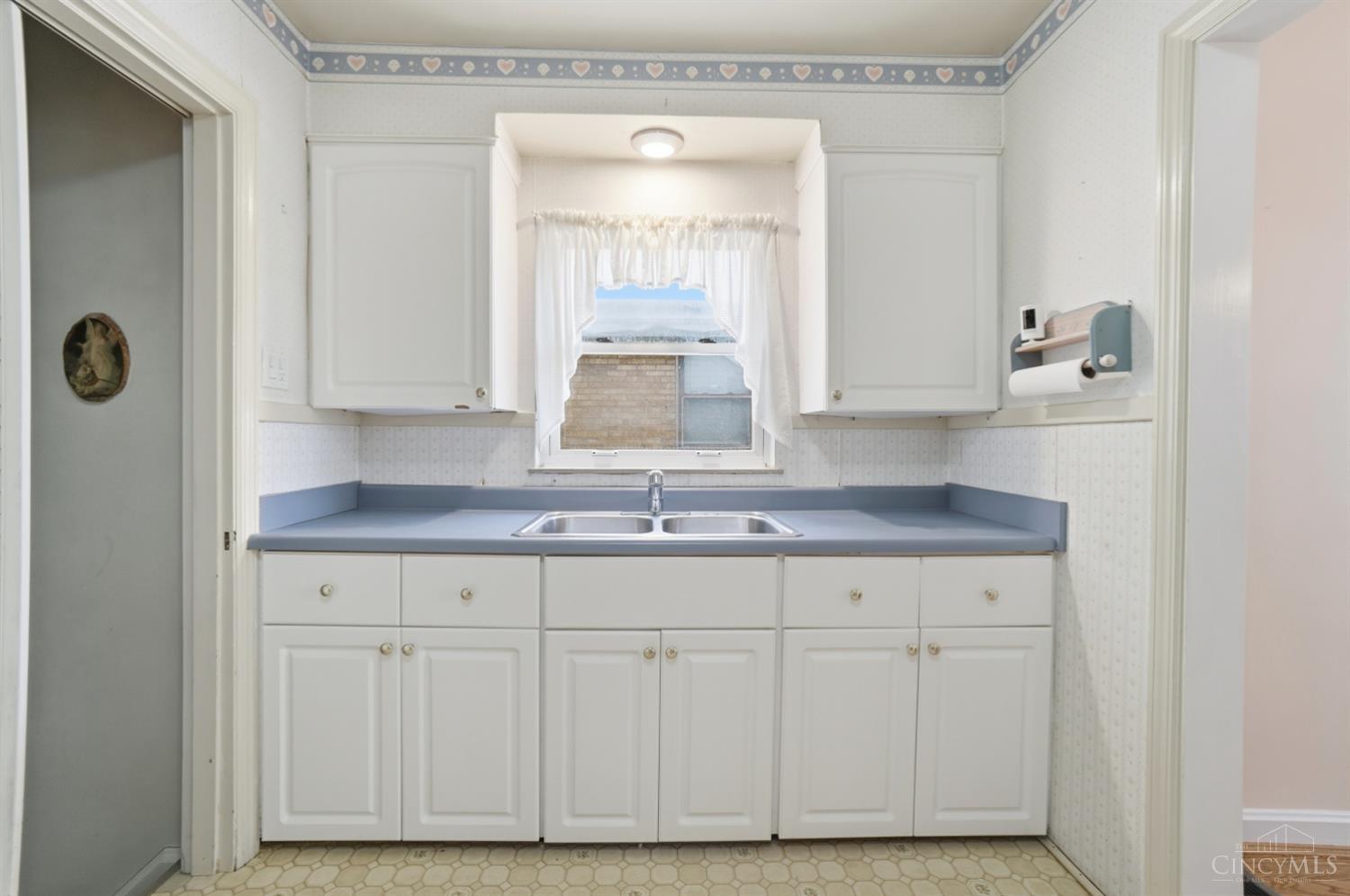 4515 Camberwell Road Cincinnati, OH 45209 - Photo 11 of 42