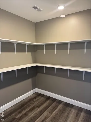 $495,000 | 177 Kitlaw Drive, Hannibal, MO 63401