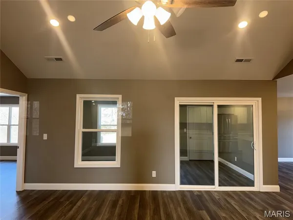 $488,000 | 177 Kitlaw Drive, Hannibal, MO 63401