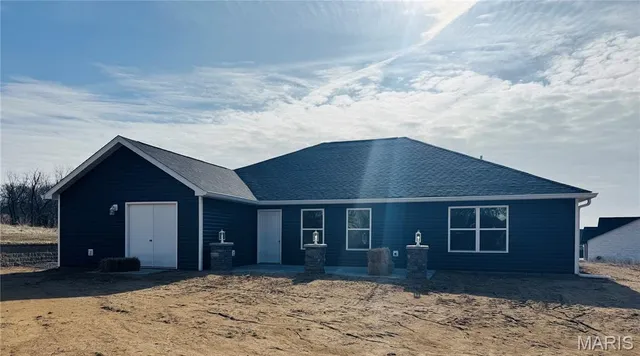 $495,000 | 177 Kitlaw Drive, Hannibal, MO 63401