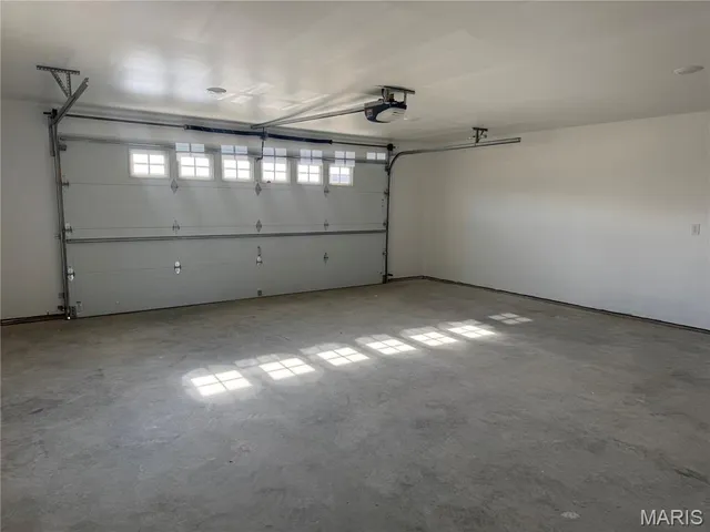 $495,000 | 177 Kitlaw Drive, Hannibal, MO 63401