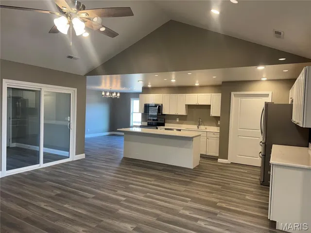 $495,000 | 177 Kitlaw Drive, Hannibal, MO 63401