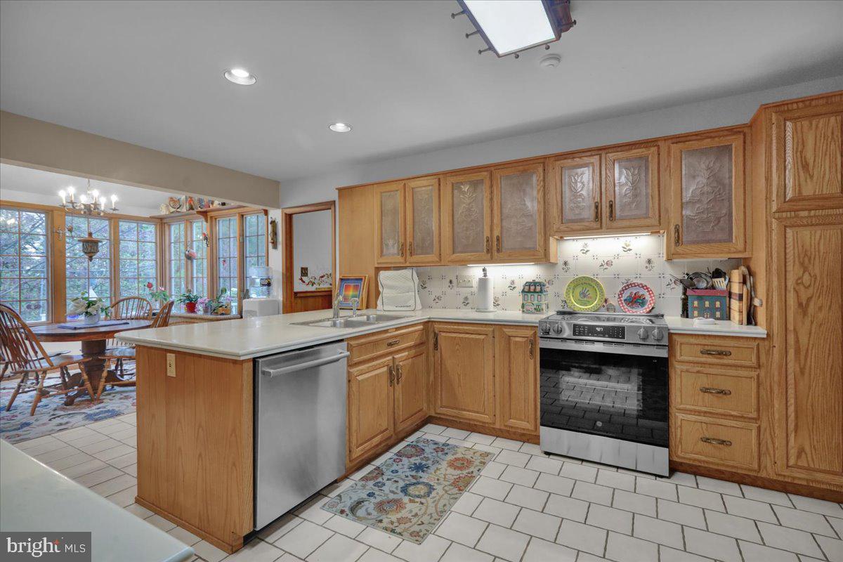 403 Arrowhead Trail Reading, PA 19608 - Photo 25 of 77
