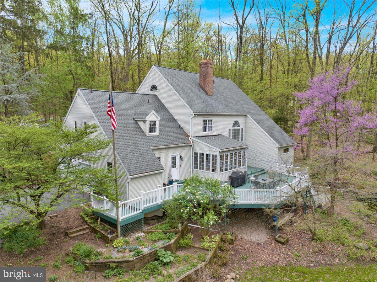 403 Arrowhead Trail Reading, PA 19608 - Photo 5 of 77