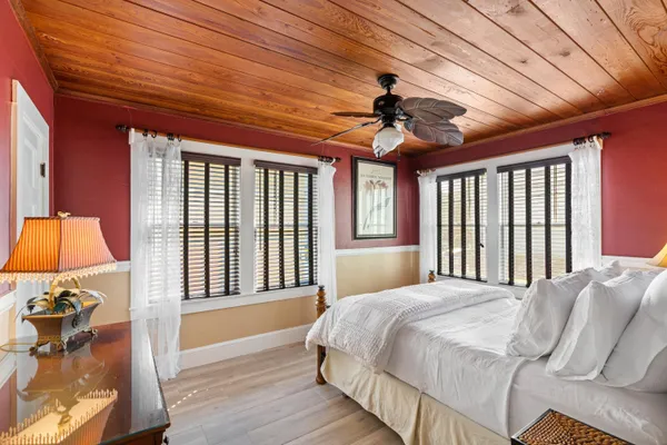 $4,500 | 102 Southeast 7th Avenue, Unit VILLA 4, Delray Beach, FL 33483