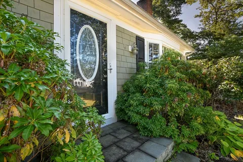 $749,000 | 679 North Falmouth Highway, Falmouth, MA 02556
