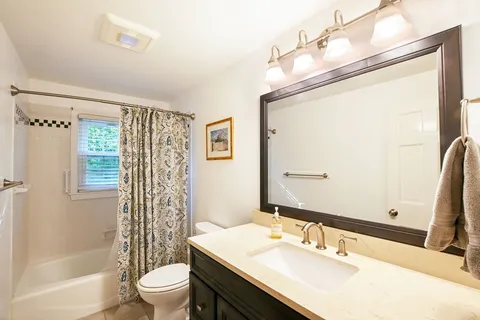 $749,000 | 679 North Falmouth Highway, Falmouth, MA 02556