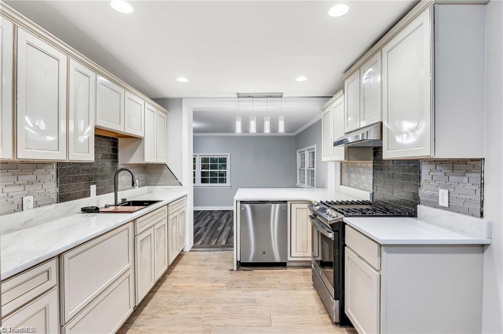 1916 Fleming Road Greensboro, NC 27410 - Photo 13 of 37