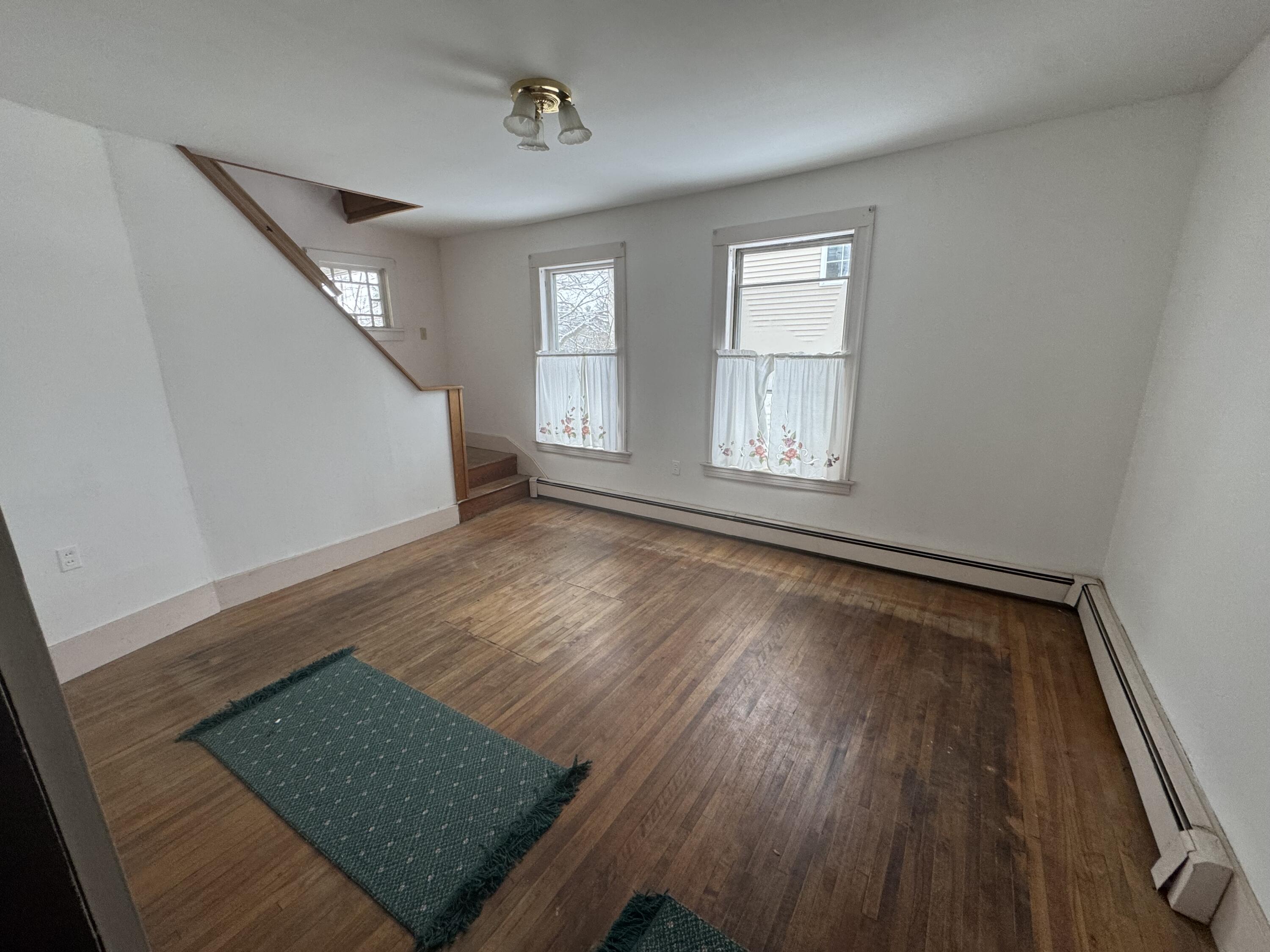 89 Pride Road Auburn, ME 04210 - Photo 9 of 46 IMG_4081