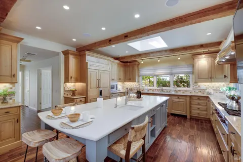 $4,500,000 | 466 Pratt Avenue, St. Helena, CA 94574