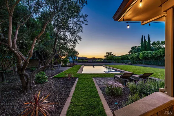 $4,500,000 | 466 Pratt Avenue, St. Helena, CA 94574