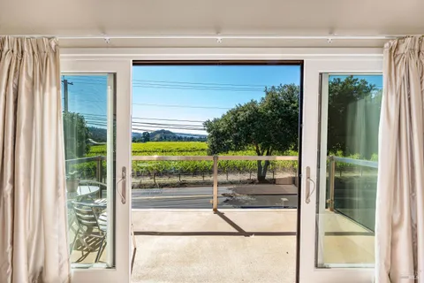 $4,500,000 | 466 Pratt Avenue, St. Helena, CA 94574