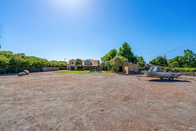 $4,500,000 | 466 Pratt Avenue, St. Helena, CA 94574