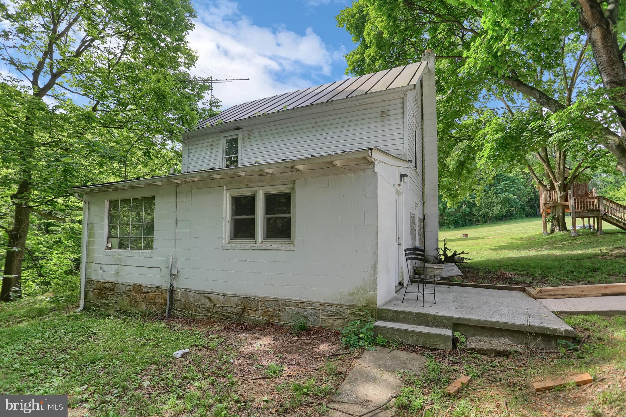 11026 Welsh Run Road Greencastle, PA 17225 - Photo 58 of 59 Guest house