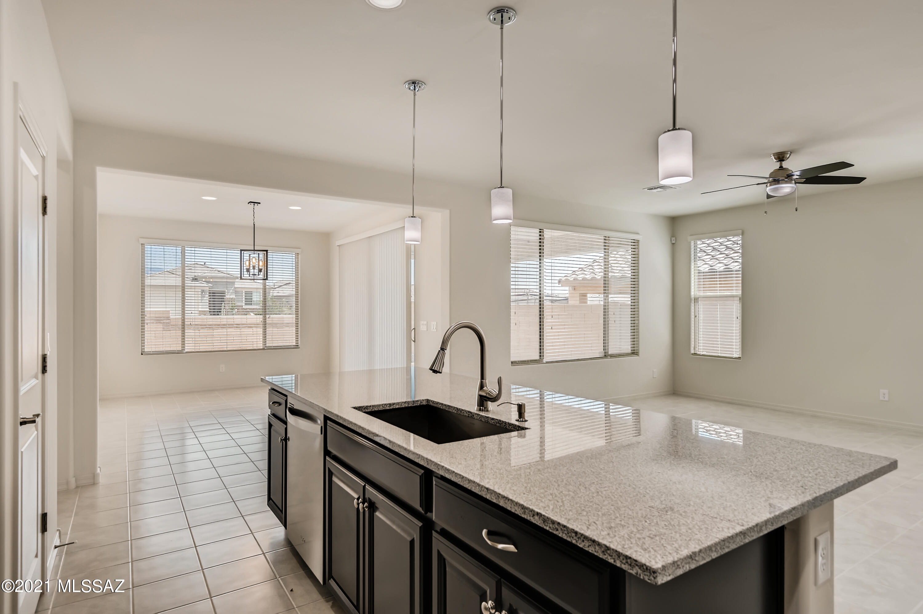 11940 North Raphael Way Tucson, AZ 85742 - Photo 13 of 32 Gallery Image 13