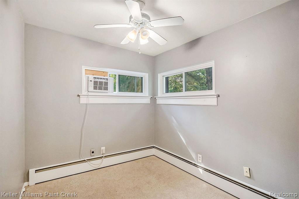 120 Yule Road Leonard, MI 48367 - Photo 9 of 29
