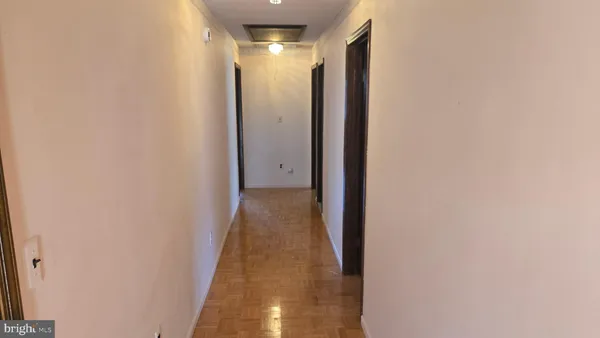 $645,000 | 919 Somerset Drive, Toms River, NJ 08753