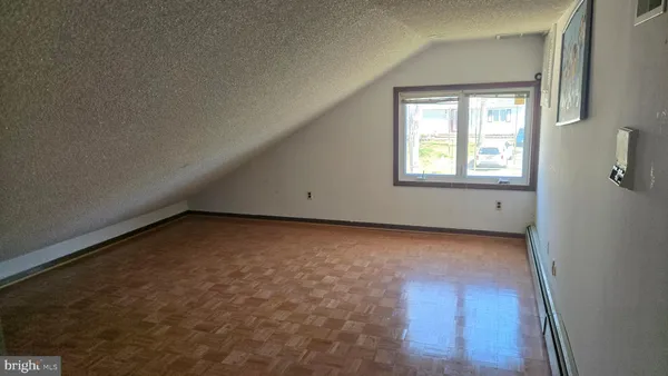 $645,000 | 919 Somerset Drive, Toms River, NJ 08753