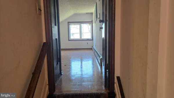 $645,000 | 919 Somerset Drive, Toms River, NJ 08753