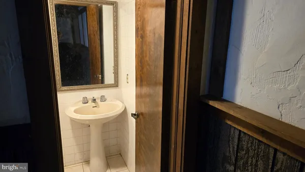 $645,000 | 919 Somerset Drive, Toms River, NJ 08753