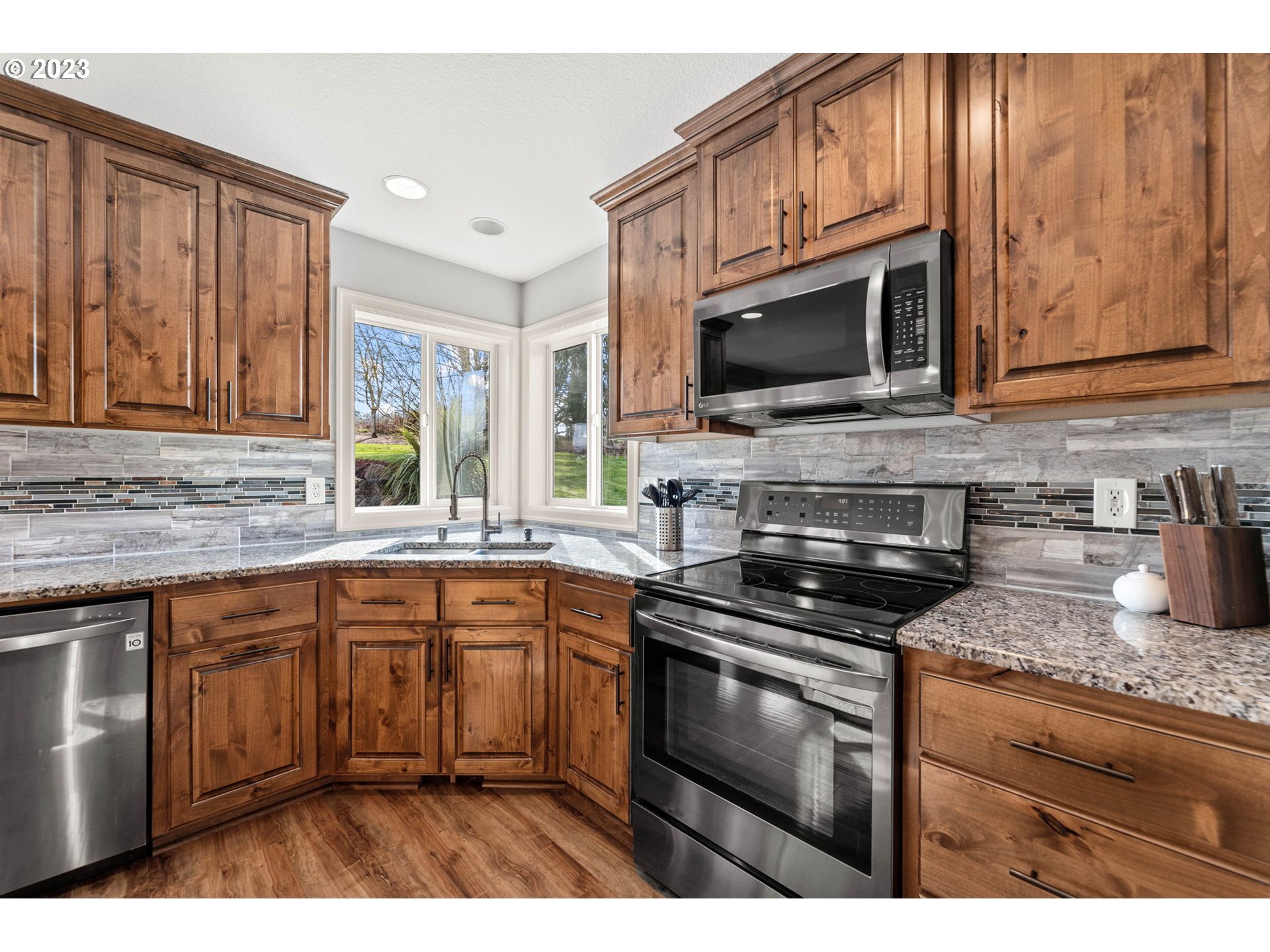 801 Northwest 184th Street Ridgefield, WA 98642 - Photo 12 of 48