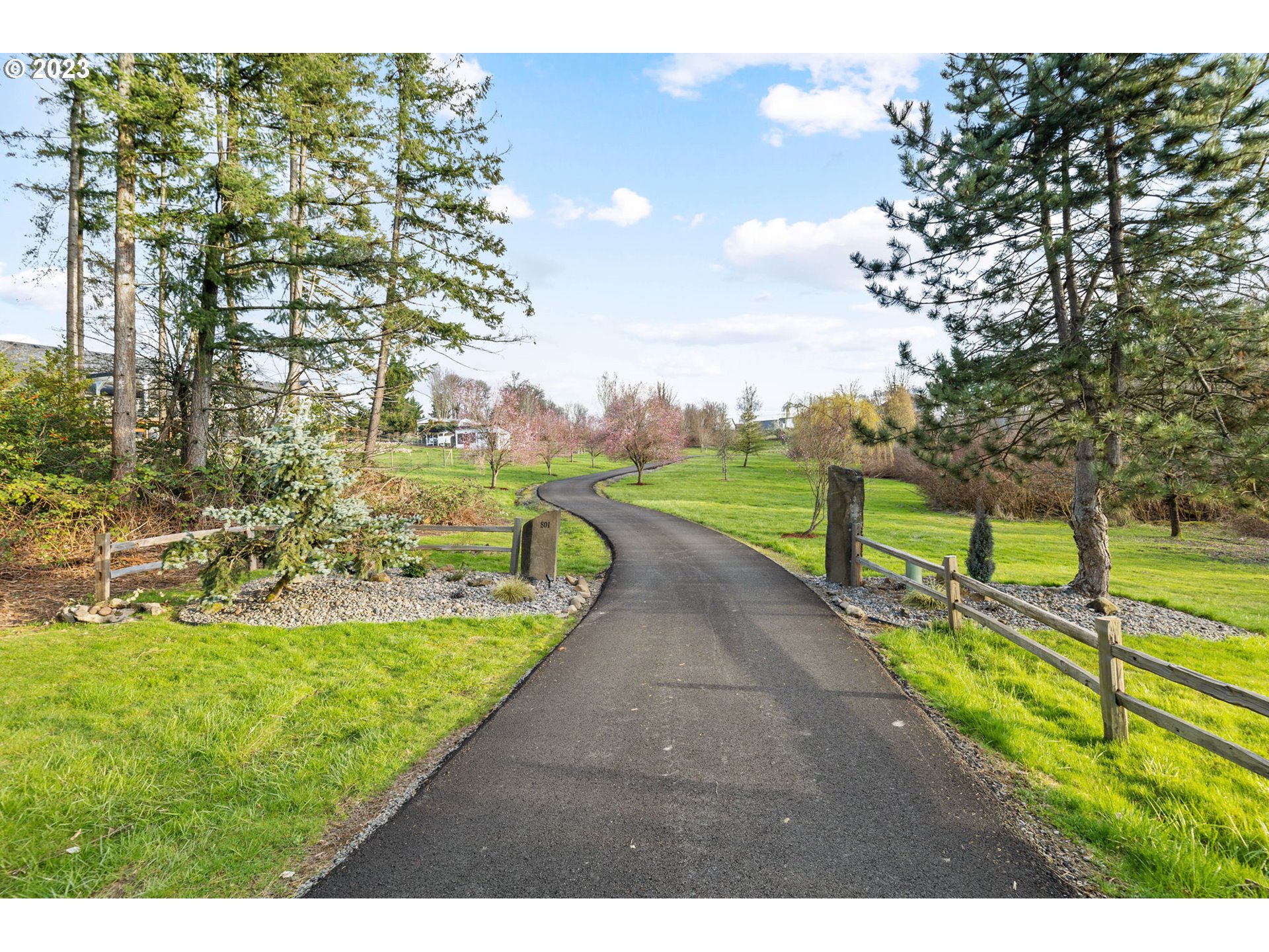 801 Northwest 184th Street Ridgefield, WA 98642 - Photo 2 of 48