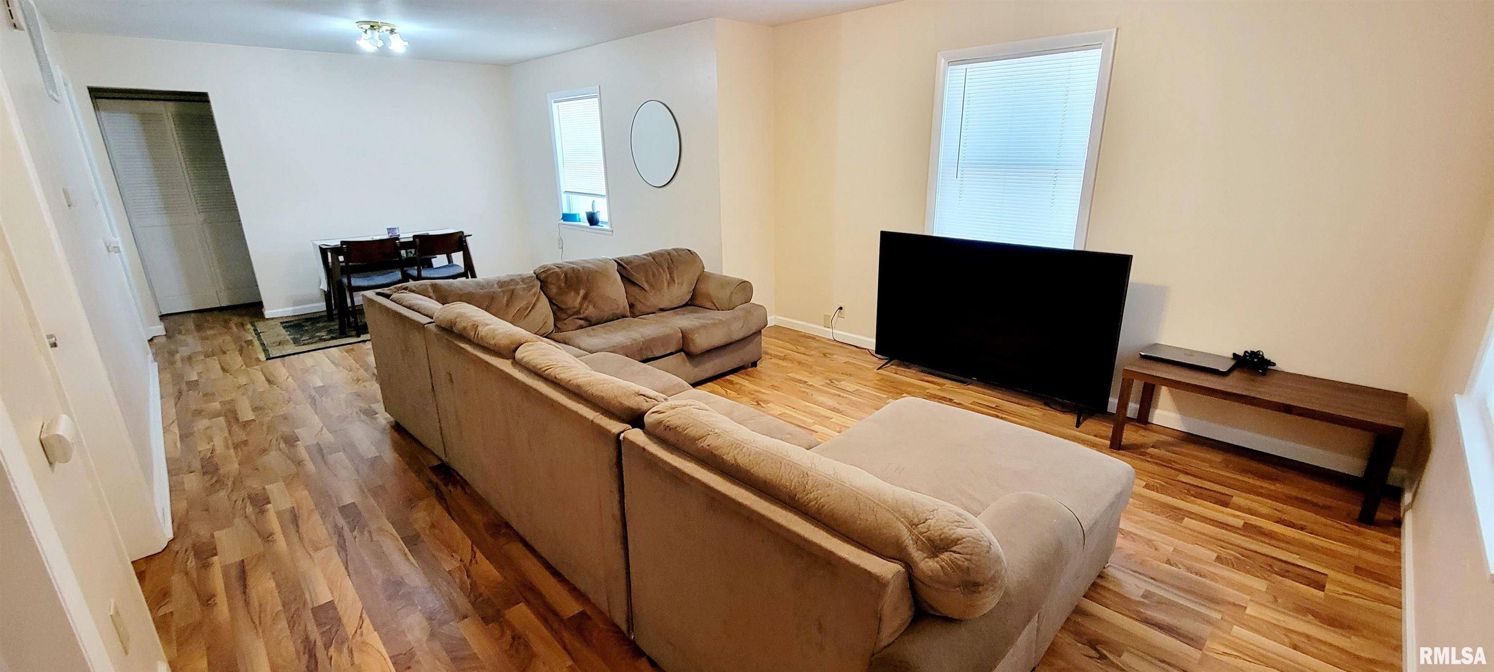 705 South 11th Street Herrin, IL 62948 - Photo 6 of 20