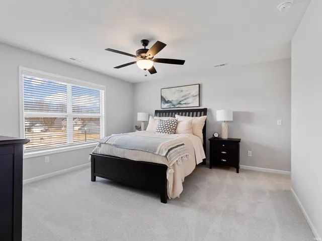 $303,961 | 803 Noble Creek Parkway, Kendallville, IN 46755